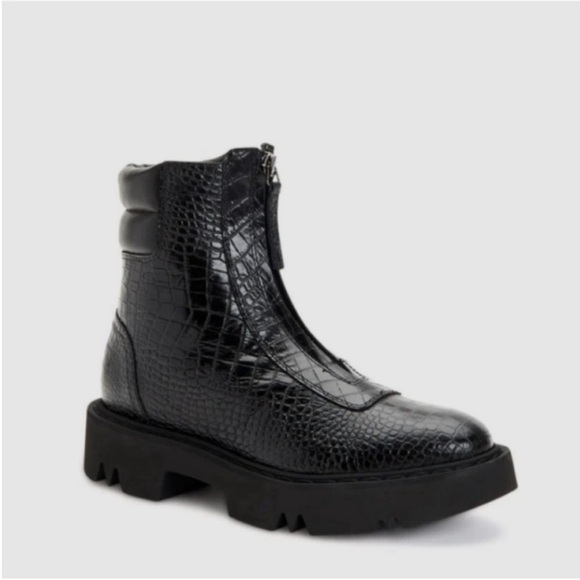 Aquatalia Shoes - Aquatalia Harlo Combat Boots Croc Embossed Lug Sole Leather Black Size 10.5